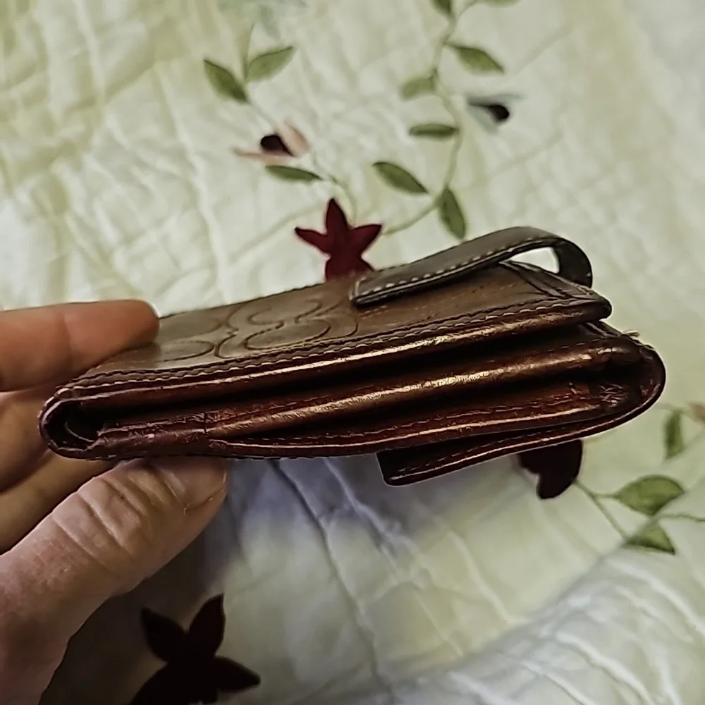 Coach Signature Leather Wallet - Picture 13 of 17